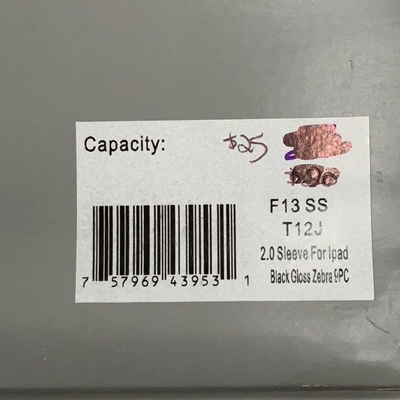 Jansport DIGITAL SLEEVE - Blk Gloss Zebra - Picture 6 of 6